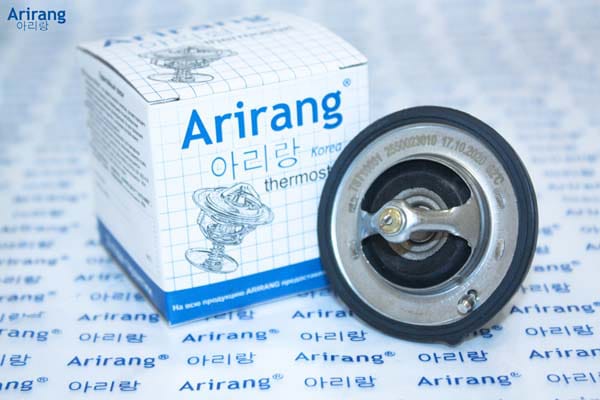 ARIRANG TST10081 Термостат Hyundai (IX35 09-15, Santa Fe 12-18-, Accent 99-, Elantra 00-, 06-, Getz 02-, I30 08-, Son
