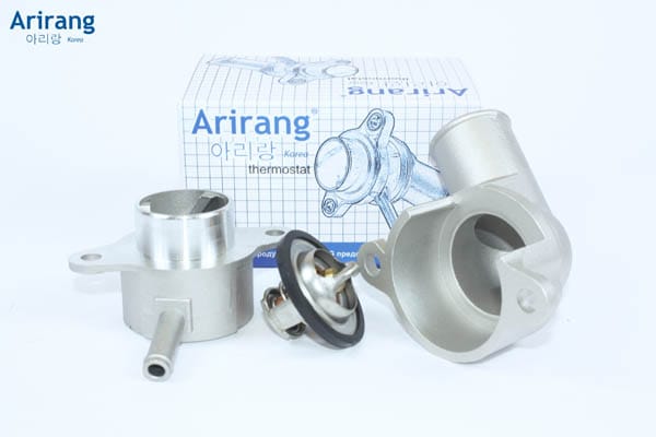 ARIRANG TST10012 Термостат в сборе с корпусом Chevrolet (Lacetti 05-, Lanos, Nexia)