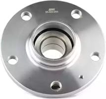 BSG AUTO PARTS BSG90600005 Ступица с подшипником AUDI A3 II/Q3/VW GOLF V-VI/PASSAT VI-VII/TIGUAN 03- зад.