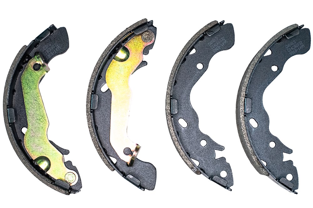 CWORKS C14CR0032 Колодки тормозные задние барабанные