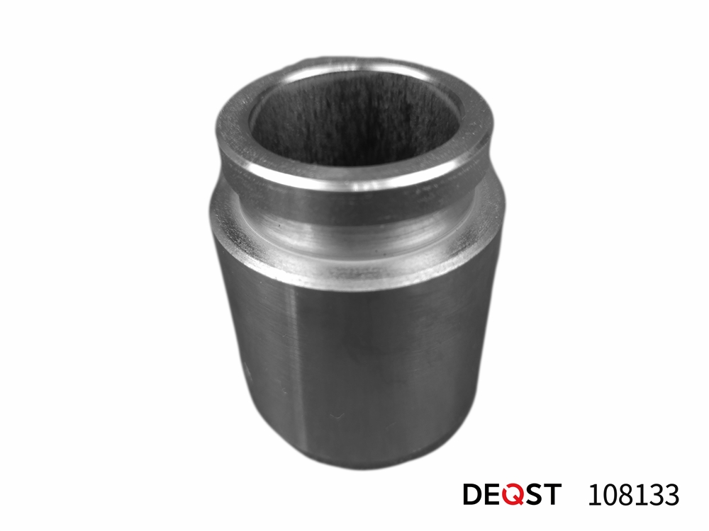 DEQST 108133 Поршень тормозного суппорта заднего (O 35mm, суппорт Akebono). Применяемость: MITSUBISHI ASX 10> / G