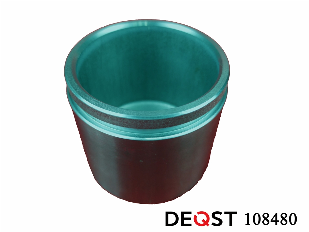 DEQST 108480 Поршень тормозного суппорта переднего (O 57mm, суппорт NBK). Применяемость: MAZDA 6(GG) 02-07