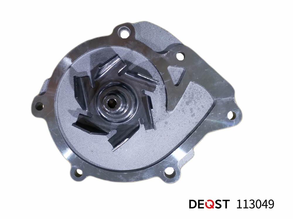 DEQST 113049 Водяной насос  TOYOTA LAND CRUISER (J15 ) Вездеход закрытый 09.09- 3.0 d