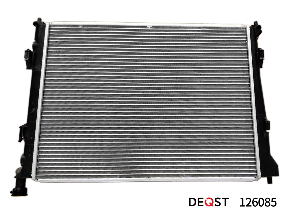 DEQST 126085 Радиатор охл. для а/м Kia CEED (07-) 1.4/1.6/2.0 MT