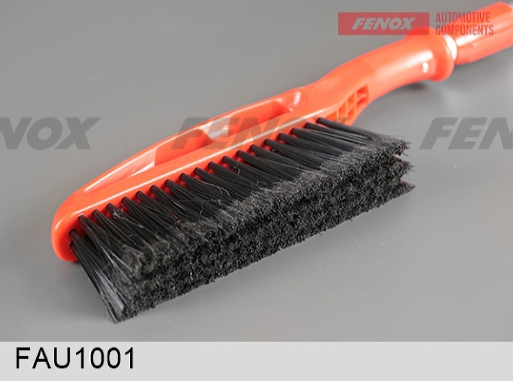 FENOX FAU1001 Щетка от снега и льда телескопическая, эргономичная поролоновая рукоятка, мягкая щетина, скребок  93