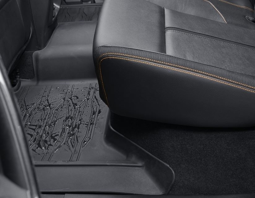 FORD 2208158 Комплект напольных ковриков, Generic black (универсальный черный), Передний и задний, Резина