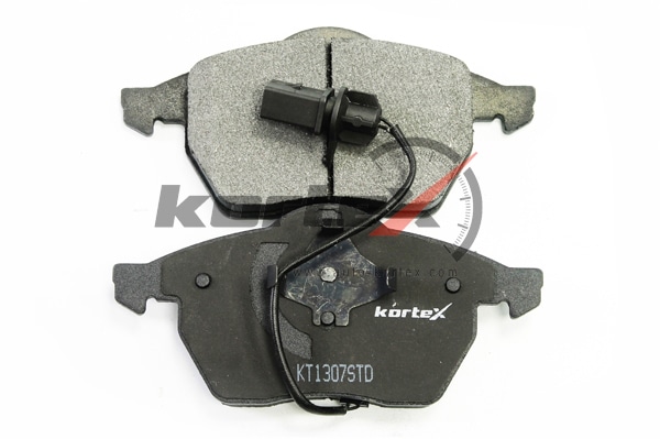 KORTEX KT1307STD Колодки тормозные AUDI A4/A6/VOLKSWAGEN PASSAT 97- передние