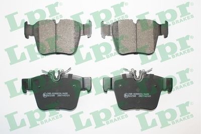 LPR 05P2121 Колодки тормозные MERCEDES GLC (X253/C253) 15- задние