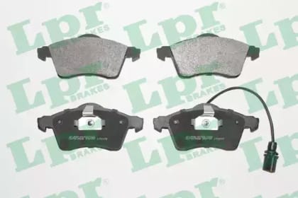 LPR 05P787 Колодки тормозные VOLKSWAGEN T4 99> (R15 )с датчиком передние