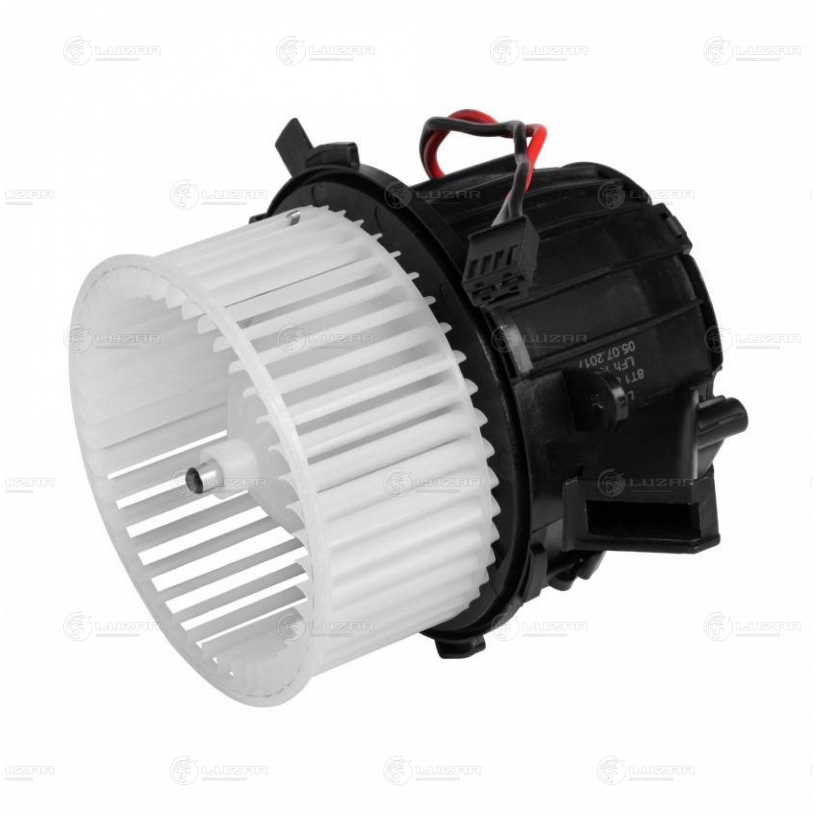 LUZAR LFH1840 Э/вентилятор отоп. для а/м Audi A4 (10-)/A5 (13-)/Q5 (13-) (LFh 1840)