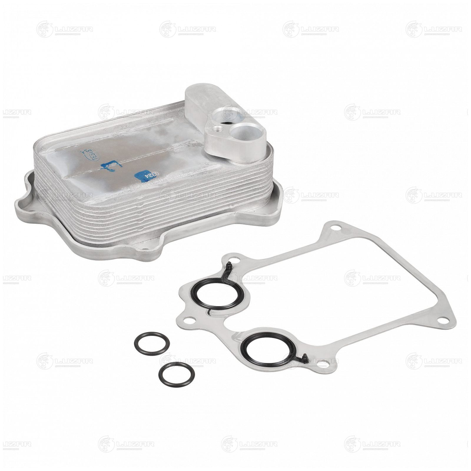 LUZAR LOC1810 Радиатор масл. VW TIGUAN (08-)/JETTA (10-)/SKODA OCTAVIA A5 (04-) 1.4I/1.6I