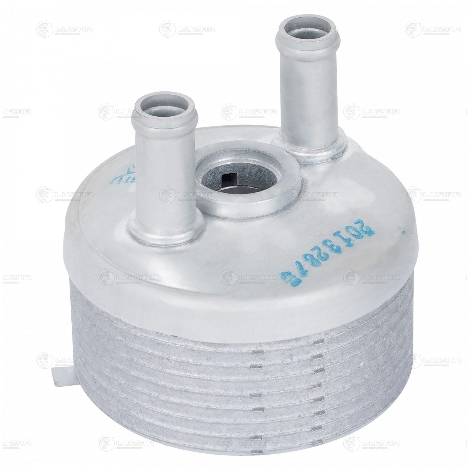 LUZAR LOC1824 Радиатор масляный для а/м Skoda Octavia (04-)/VW Jetta (05-)/Golf V (03-)/VI (08-) (6AT)