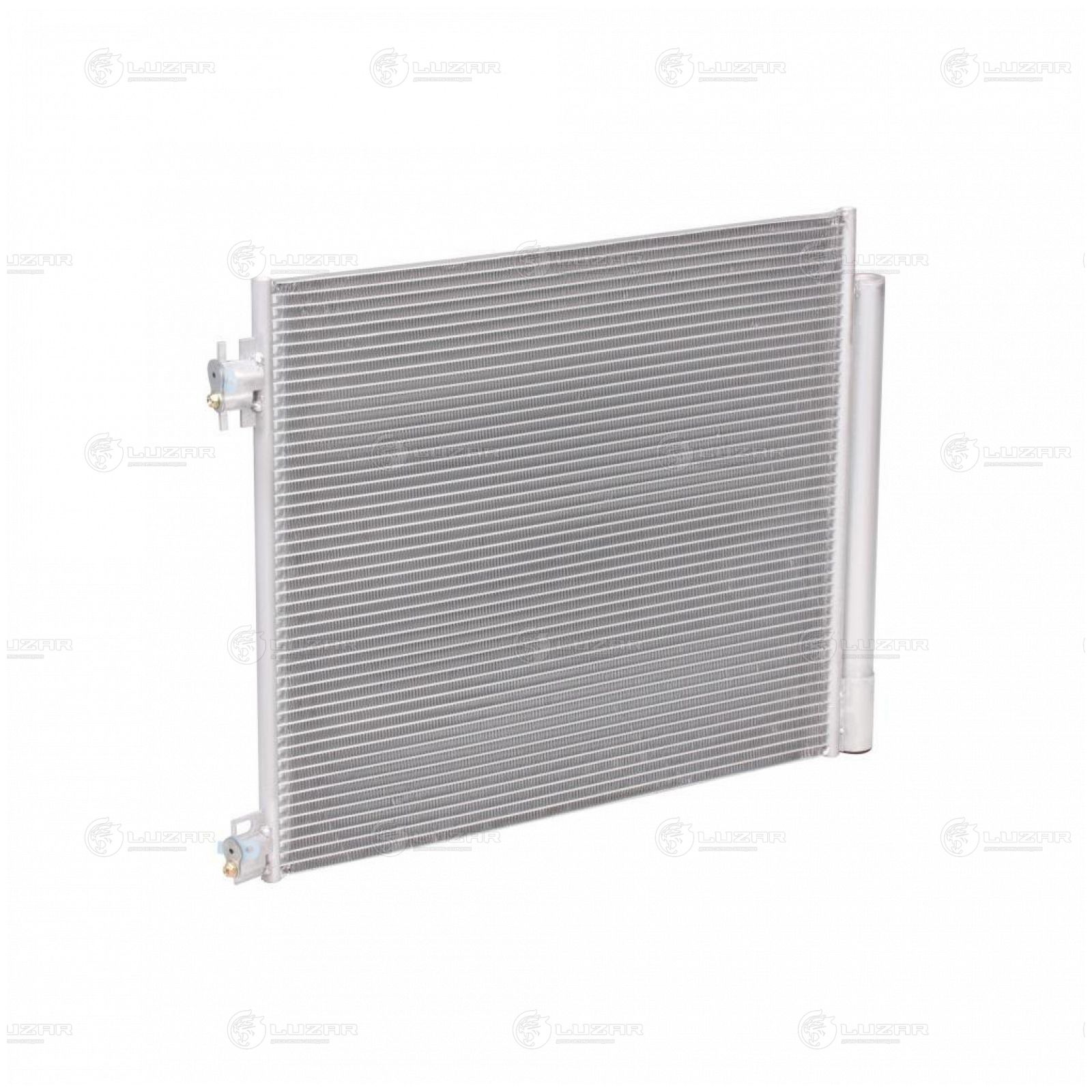 LUZAR LRAC14EA Радиатор кондиц. для а/м Nissan Qashqai (14-)/ X-Trail (14-) 1.2Ti/2.0i/1.6D (LRAC 14EA)