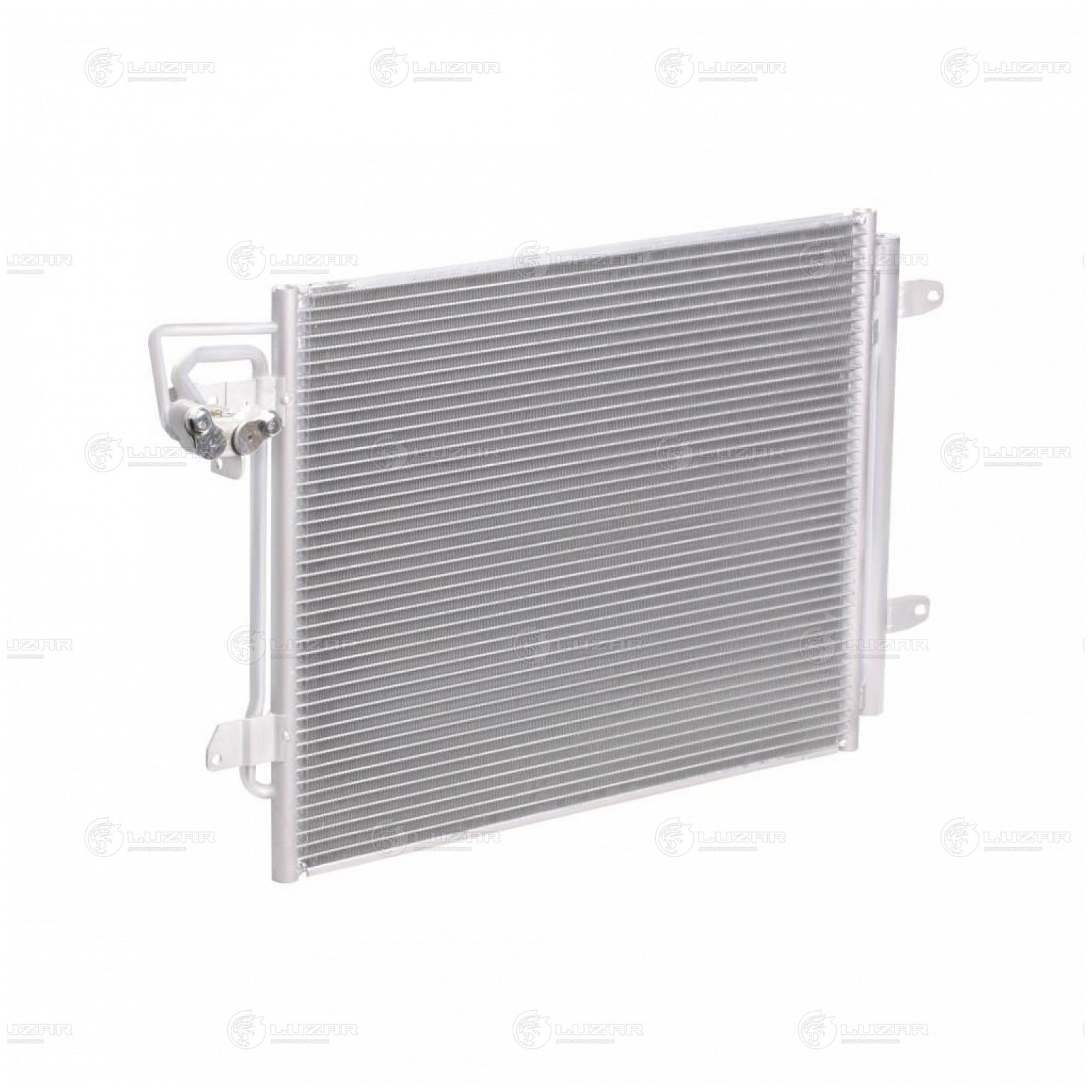 LUZAR LRAC1811 Конденсер VAG CADDY III / TOURAN 1.4-2.0/1.9-2.0 TDi 03-