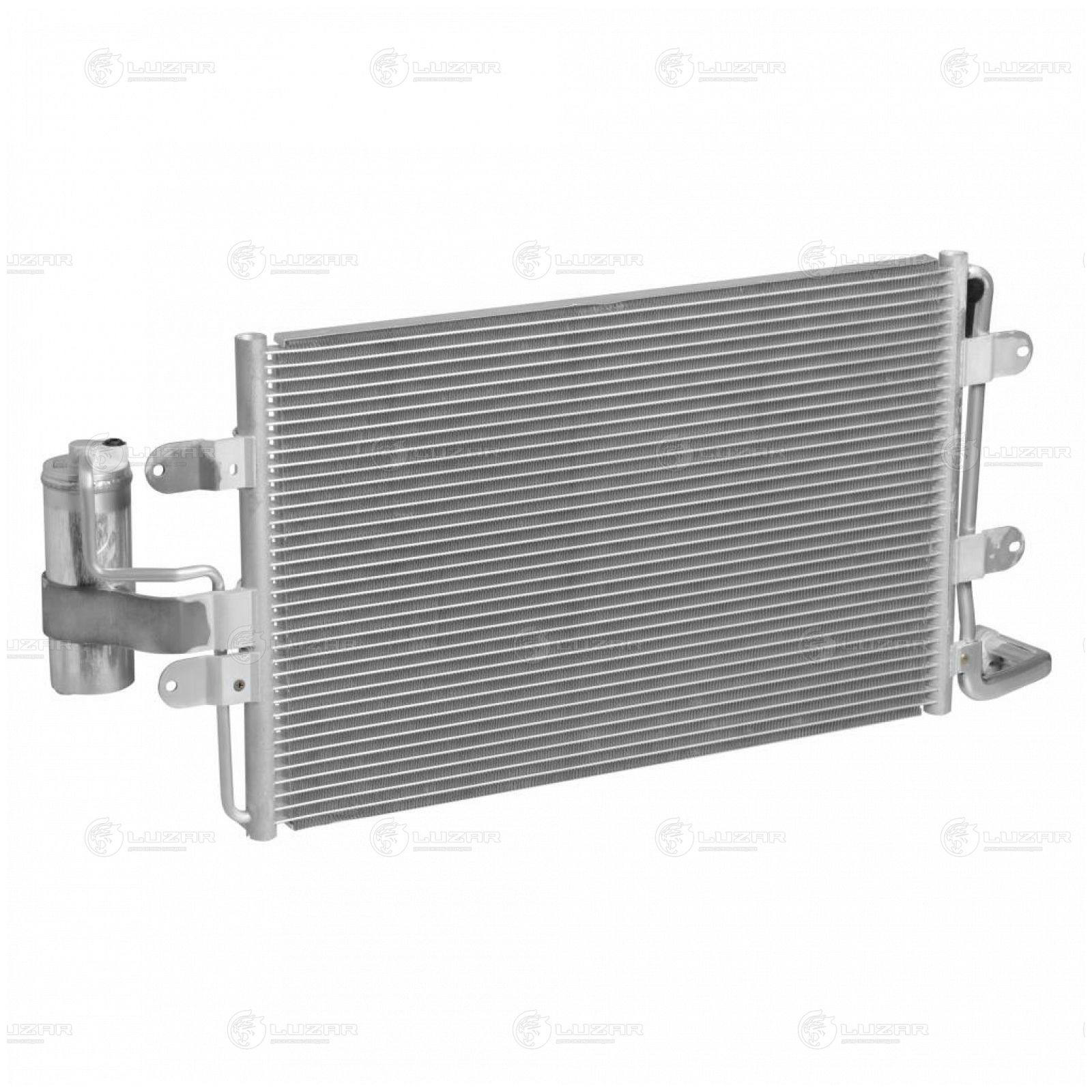 LUZAR LRAC18J0 Радиатор кондиц. для а/м Skoda Octavia (96-)/VW Golf IV (96-) (LRAC 18J0)