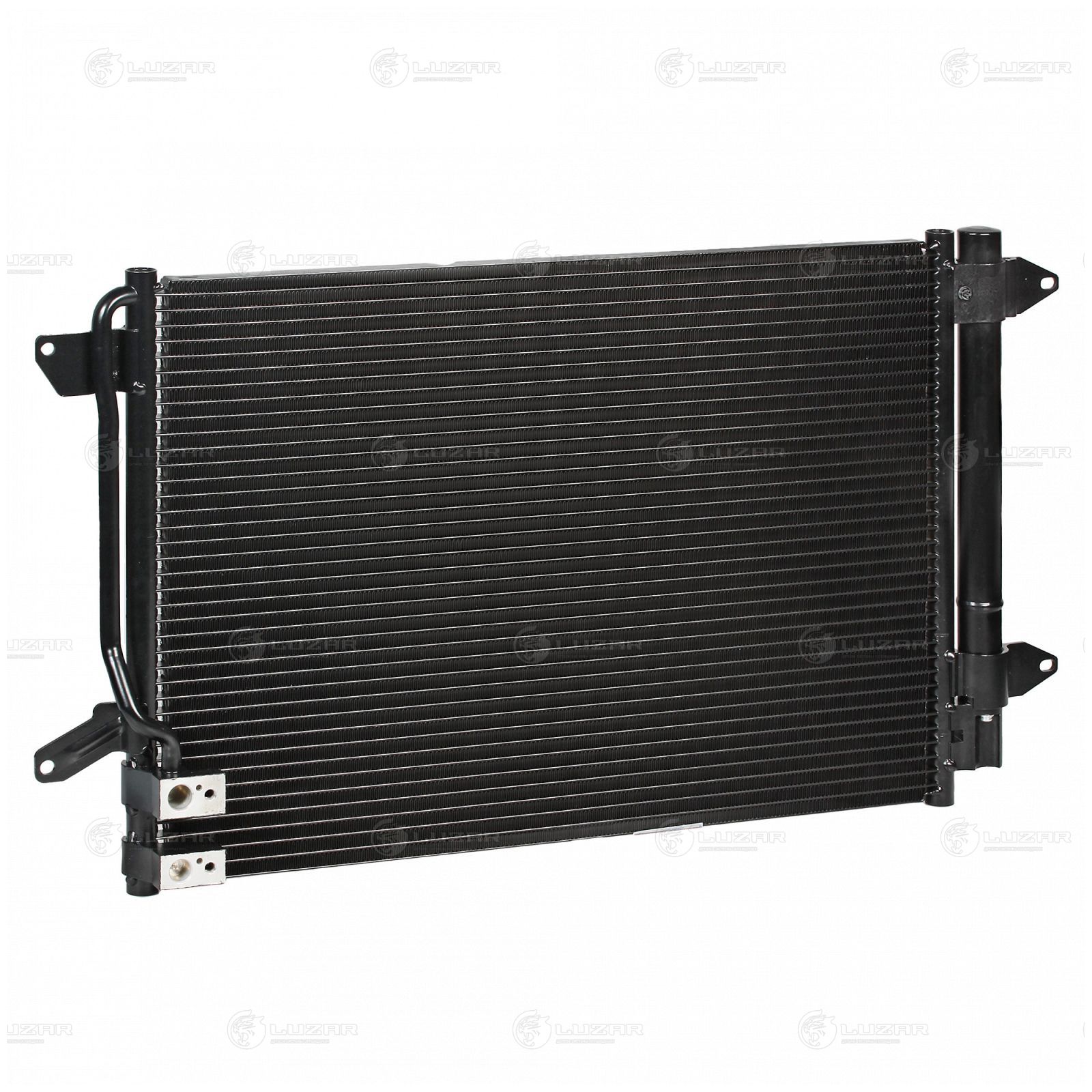 LUZAR LRAC18L3 Радиатор кондиционера для а/м VW Jetta (11-) LRAC18L3