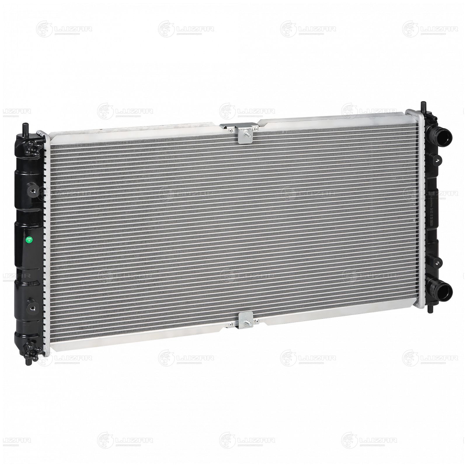 LUZAR LRC0133 Радиатор Лада 2123 CHEVROLET NIVA (02-) (паяный алюм.повыш. теплоотдача)