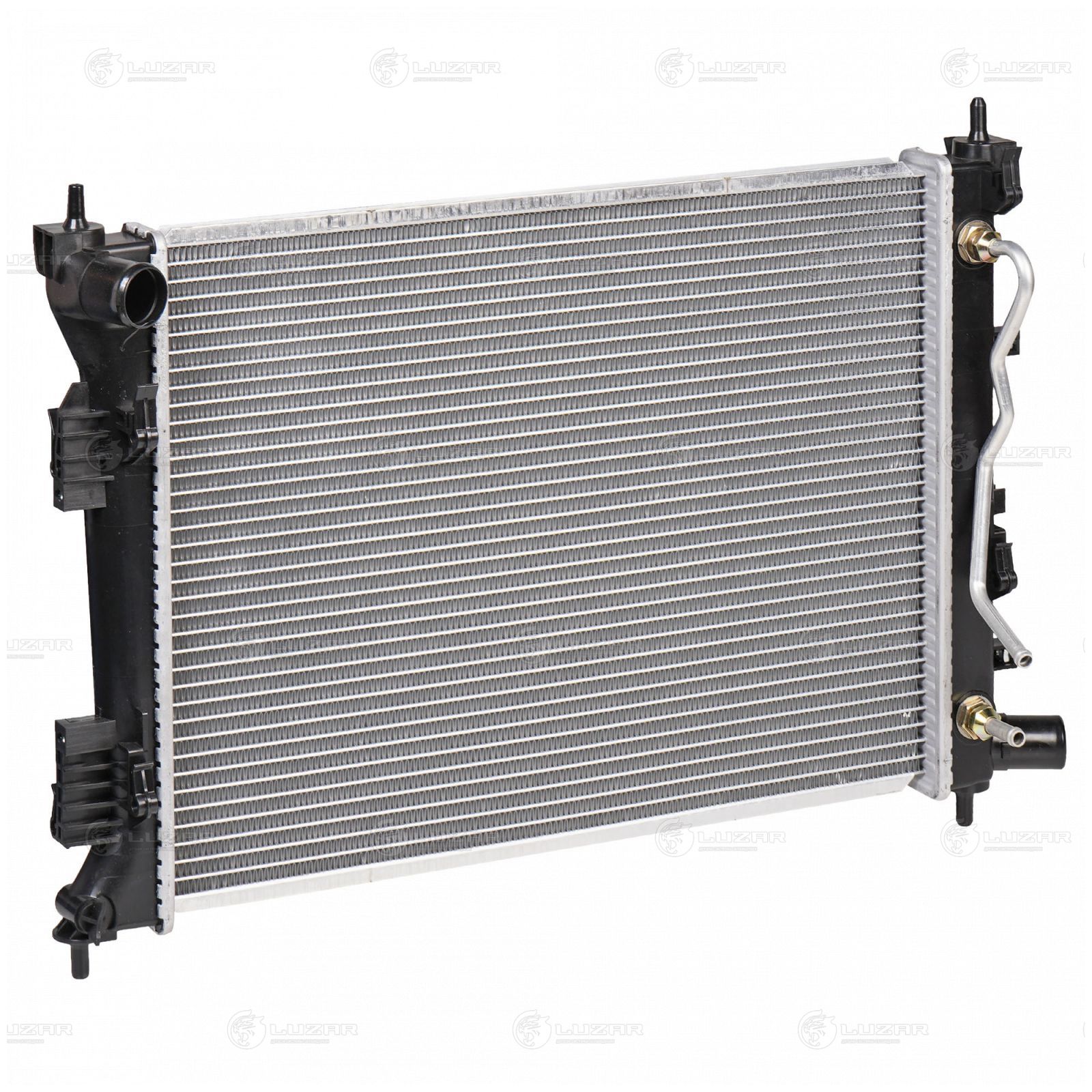 LUZAR LRC0803 Радиатор HYUNDAI SOLARIS /KIA RIO 6AT (паяный) 10-