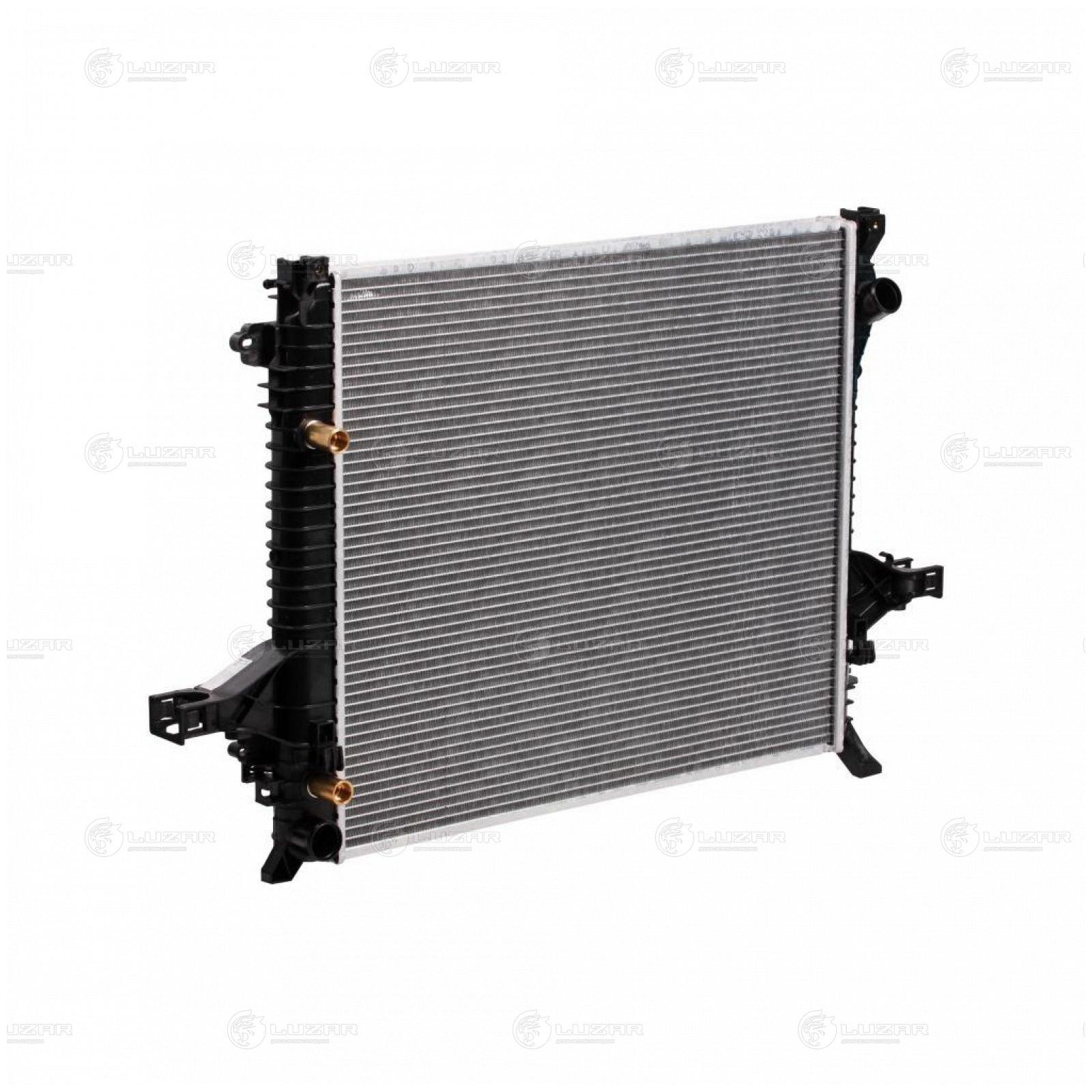 LUZAR LRC10157 Радиатор VOLVO XC90 2.5/3.2 02-