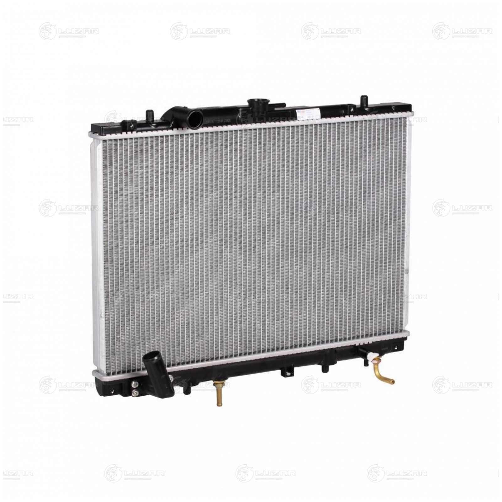 LUZAR LRC11126 Радиатор MITSUBISHI PAJERO SPORT 3.0 98-