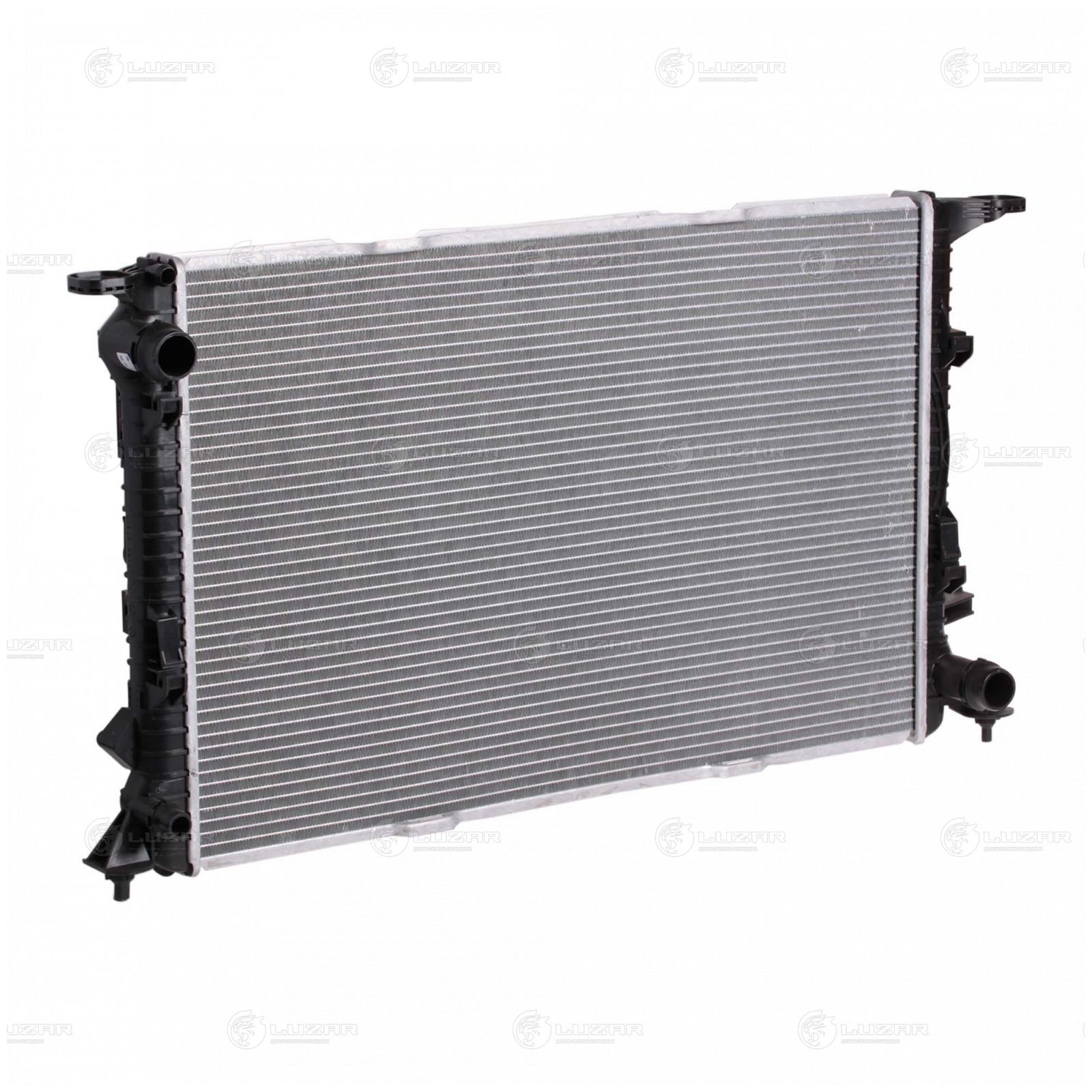 LUZAR LRC1804 Радиатор AUDI A4/A5/A6/A7 2.7-3.0TDI/3.2FSI 07-
