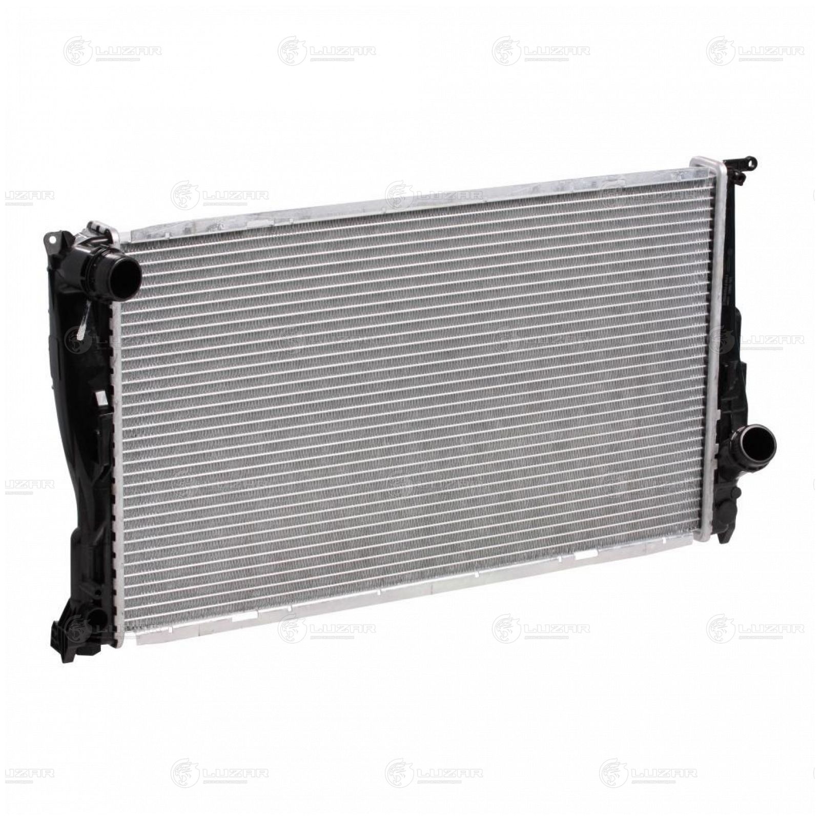 LUZAR LRC26103 Радиатор BMW E81/E87/E90/F25 2.0-3.0/2.0D-3.0D 05-