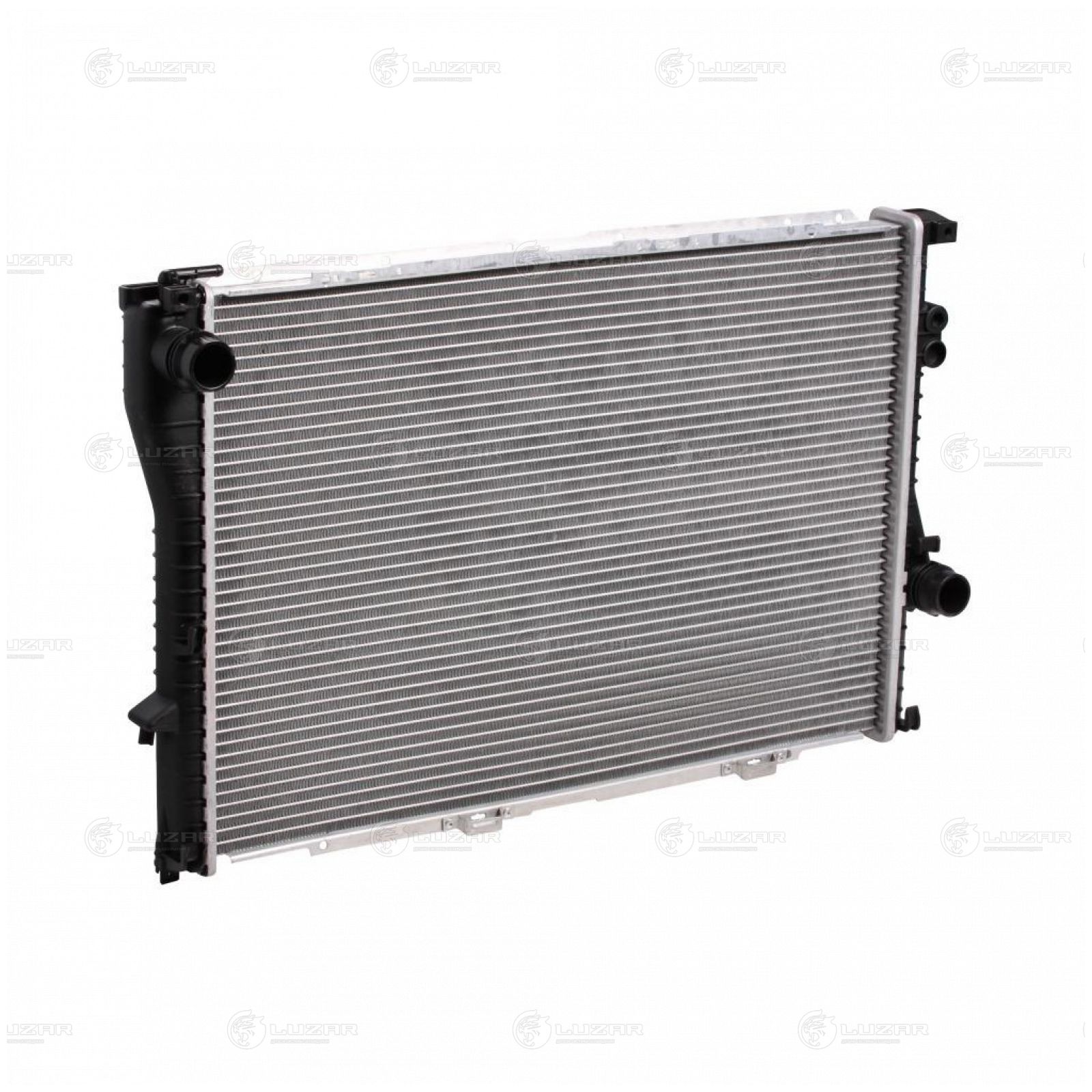 LUZAR LRC26108 Радиатор BMW E39 2.0-3.0 99-