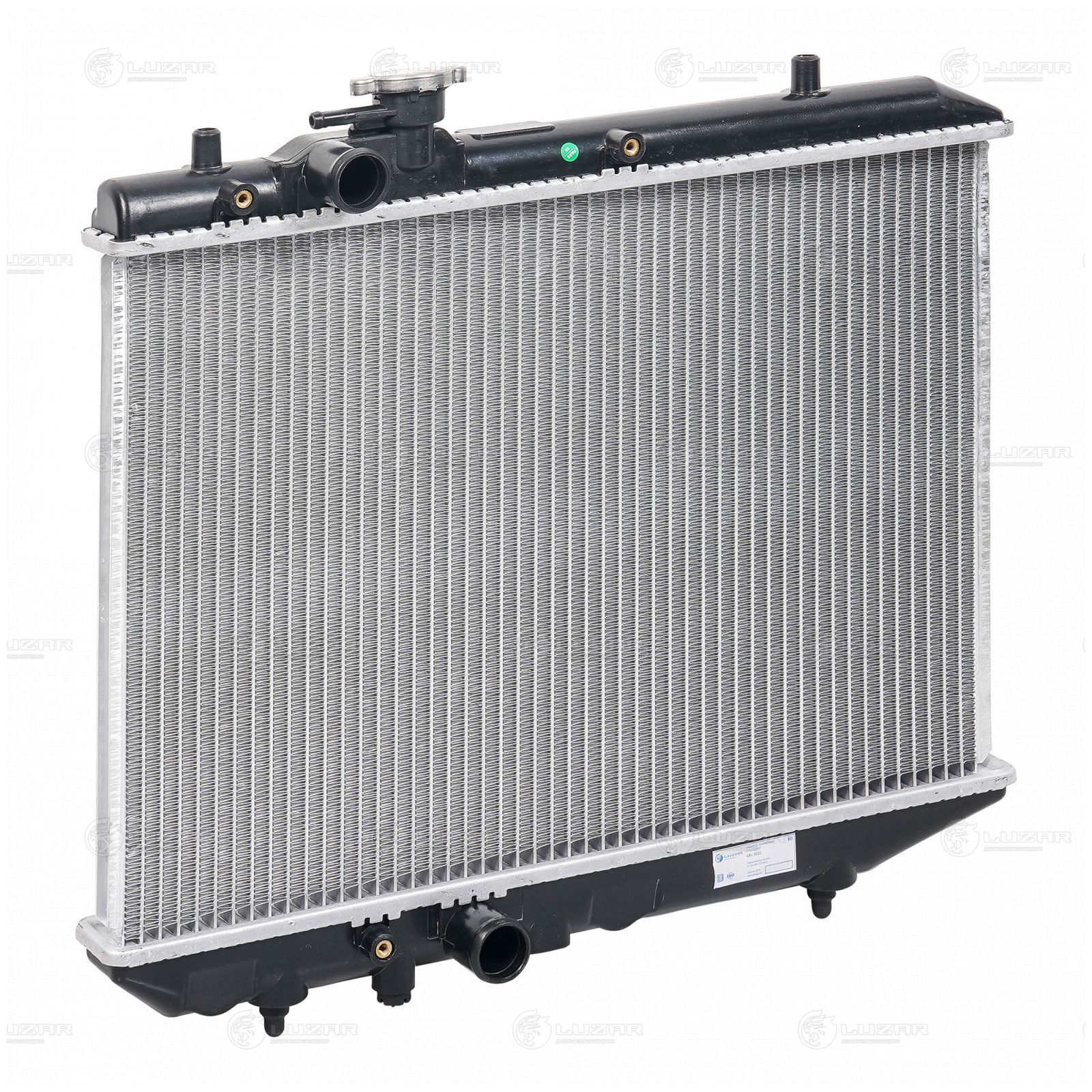 LUZAR LRC3022 Радиатор LIFAN SMILY (08-) 1.3I M/A