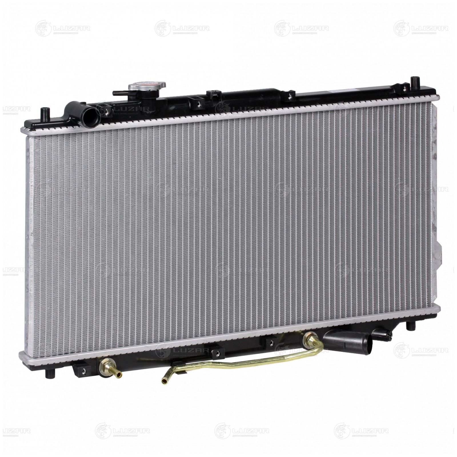 LUZAR LRCKISP962F2 Радиатор KIA SPECTRA/SHUMA 1.5-1.8 A/T 96-07