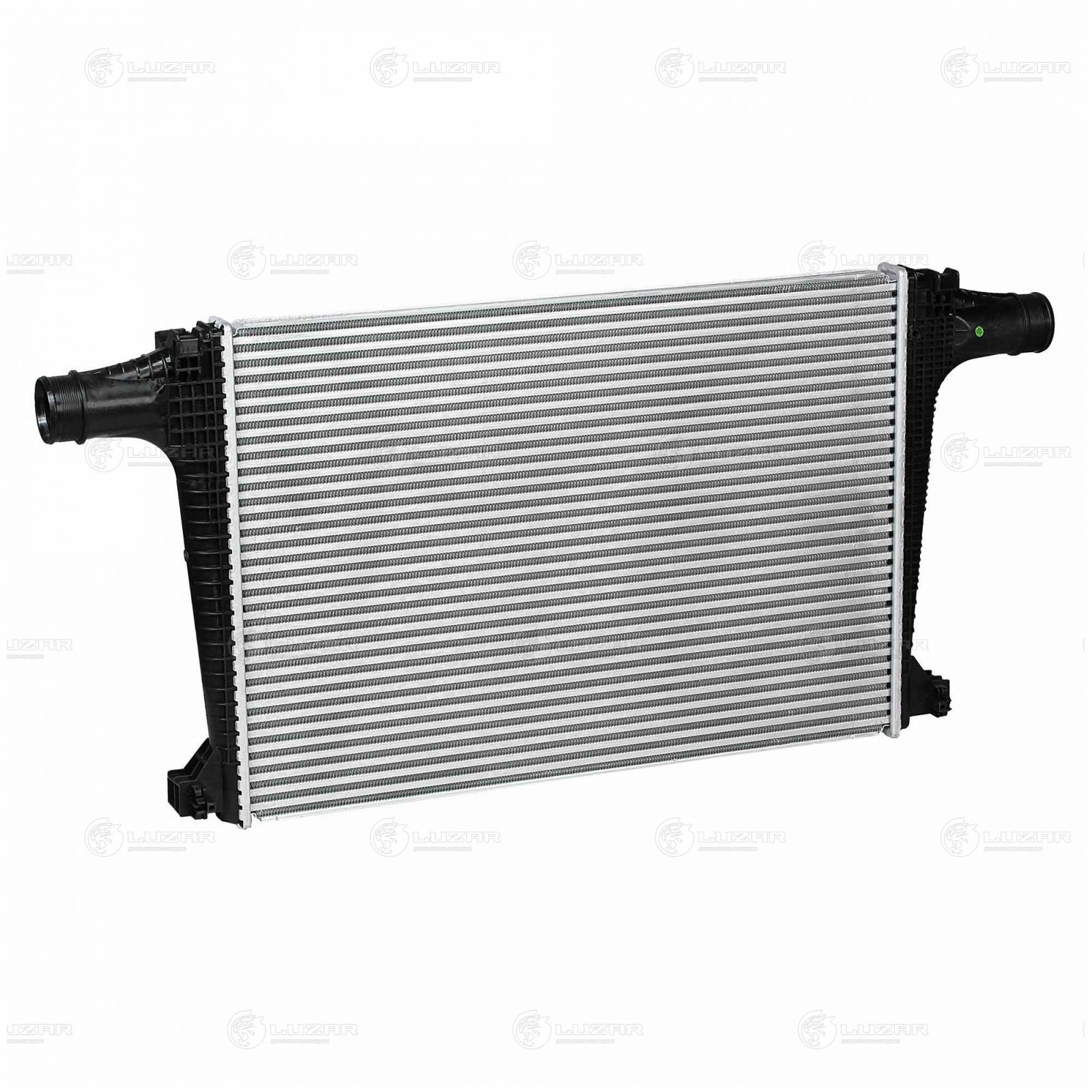 LUZAR LRIC1806 ОНВ (радиатор интеркулера) для а/м Audi Q7 (15-)/Q8 (18-)/VW Touareg (18-) (LRIC 1806)