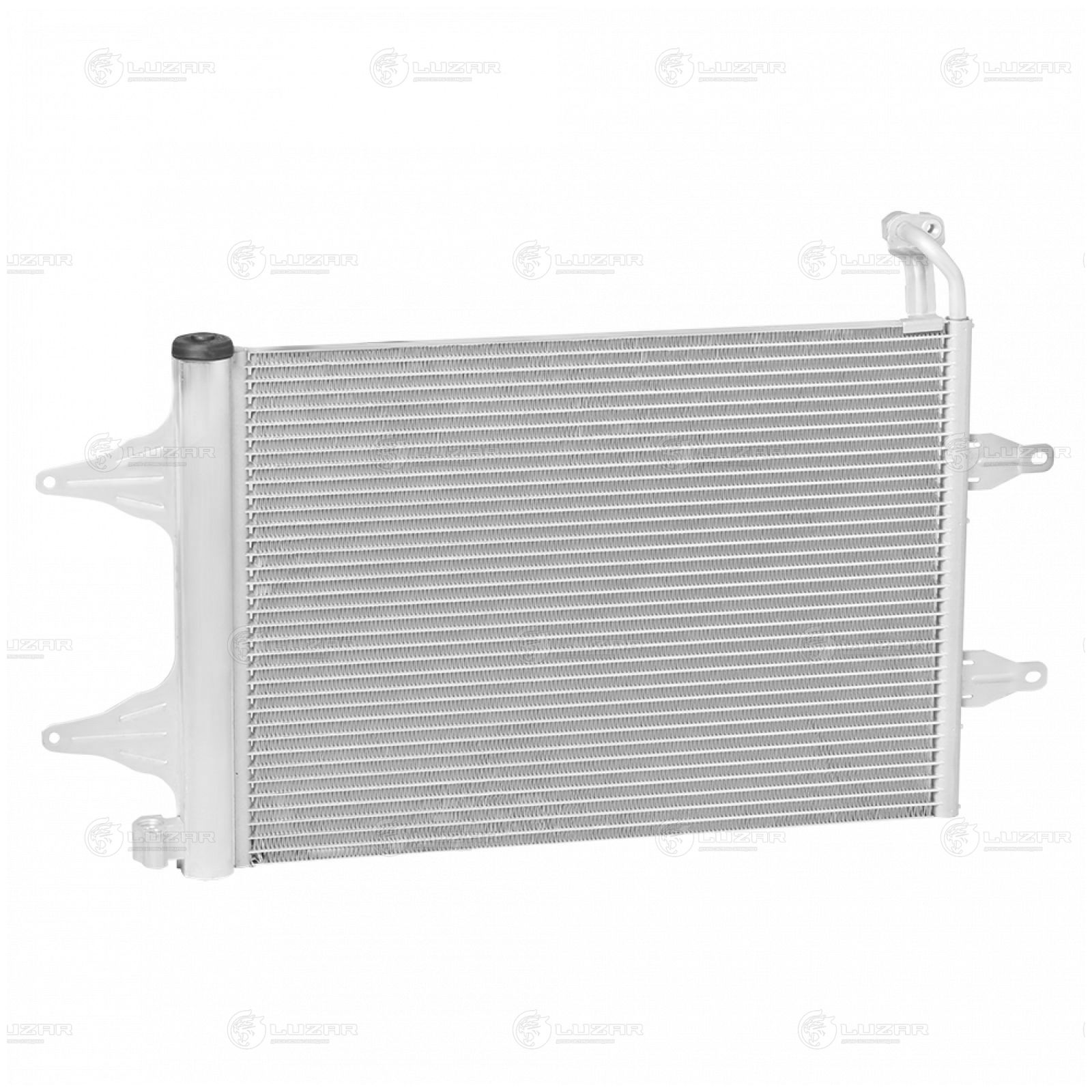 LUZAR LRAC18QR Радиатор кондиц. для а/м Skoda Fabia (99-) (LRAC 18QR)