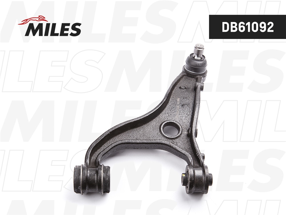 MILES DB61093 Рычаг задней подвески правый SUBARU FORESTER 07-12/LEGACY 09-14 DB61093