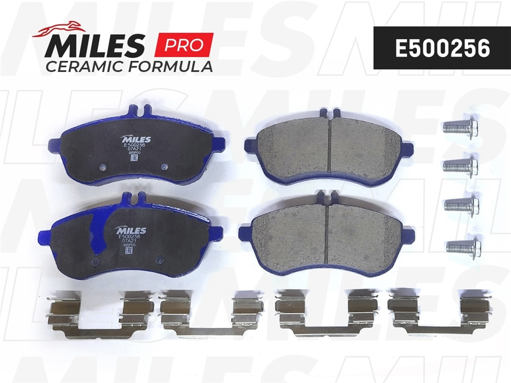 MILES E500256 Колодки тормозные передние (Смесь CERAMIC серия PRO) MERCEDES W204/W212 (TRW GDB1736) E500256