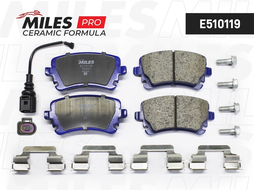 MILES E510119 Колодки тормозные VW T5 03-/MULTIVAN 03- зад. (с датчиком износа) Ceramic