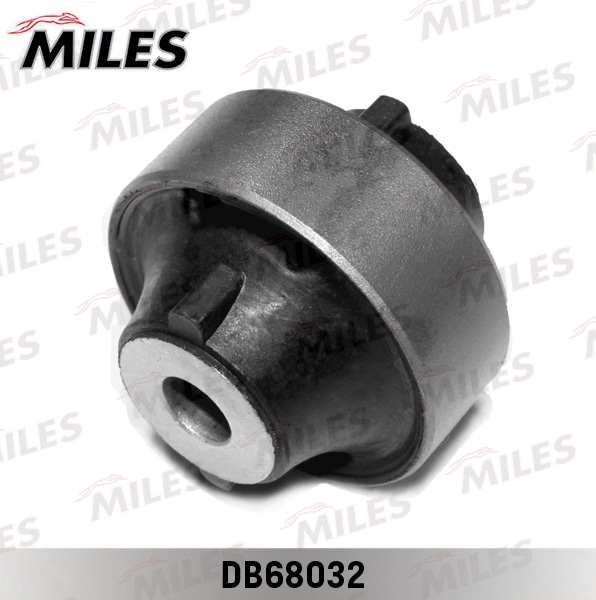 MILES DB68032 Сайлентблок рычага NISSAN MICRA 02-/NOTE 05-/RENAULT MEGANE II пер.подв.