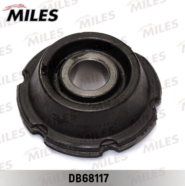 MILES DB68117 Сайлентблок рычага AUDI 100 90-94/A6 94-97 пер.подв.