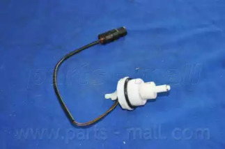 PARTS-MALL PDA200 Датчик фильтра топливного HYUNDAI: H100 (HA) 97-01, H-1 (GA/GC) 01-06, H-1/STAREX (KMF) 97-04