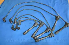 PARTS-MALL PEAE67 Провод высоковольтный (к-т состоит из 1 коробки - 6 проводов) HYUNDAI TRAJET XG(-OCT 2006) PEA-E67