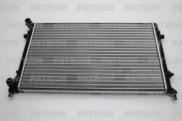 PATRON PRS3597 Радиатор системы охлаждения AUDI: A3 1.6/2.0 03-, SEAT: ALTEA, LEON 1.4 /1.6/2.0 05-, TOLEDO 1.6/2.0FSI, 04-, SKODA: OCTAVIA 1.4/1.6/2.0 04-, YETI 1.2TSI, 09-, VW: CADDY 1.4