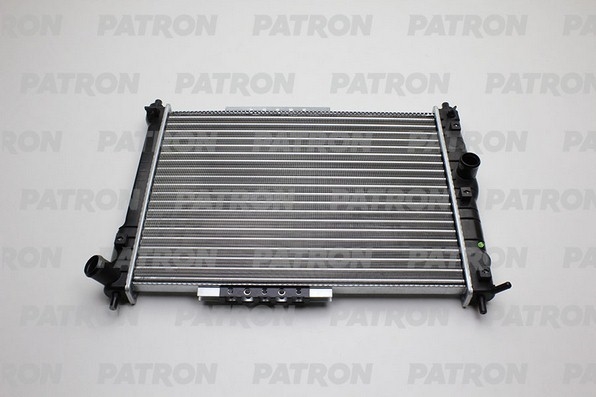 PATRON PRS4324 Радиатор системы охлаждения DAEWOO: LANOS (KLAT) 1.4 97 - , LANOS седан (KLAT) 1.4 97 -