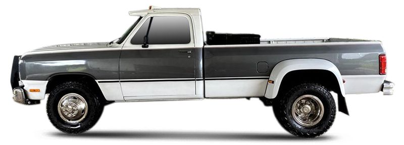 D350 Standard Cab Pickup
